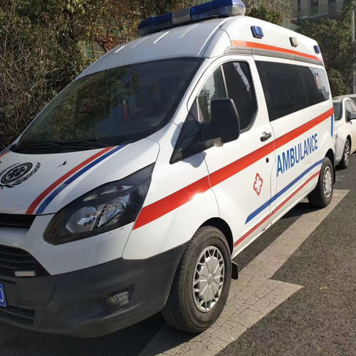 西湖品质救护车出租,为您的健康出行负责