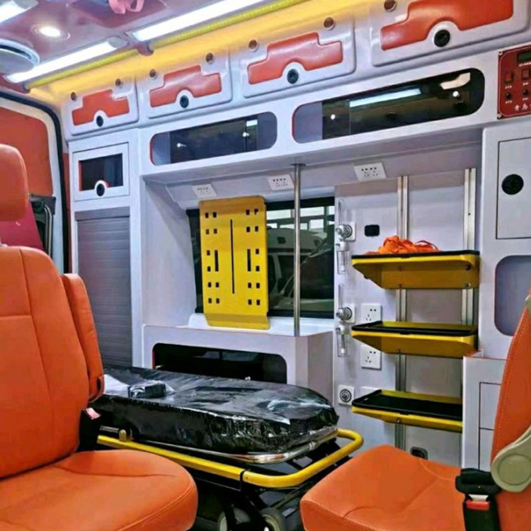 西湖长途救护车护送病人租赁价格